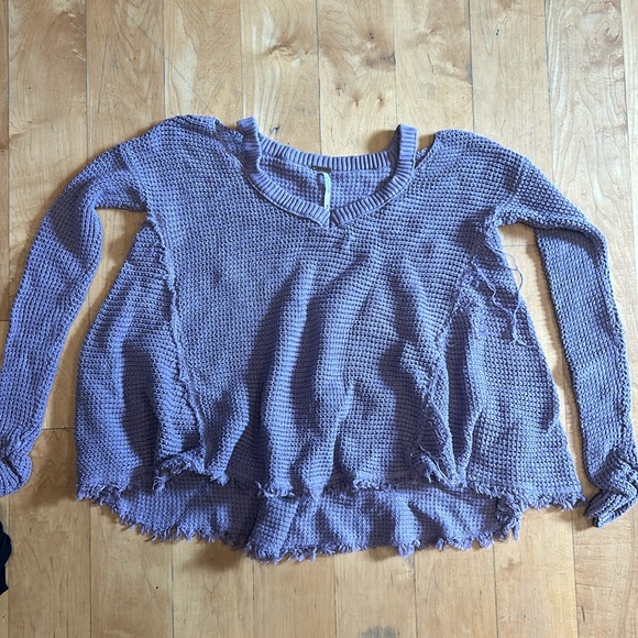 Free People Sweaters - Free people xs sweater purple